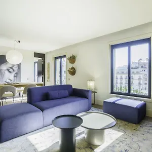 https://ola-living-paseo-de-gracia.topbarcelonahotels.com